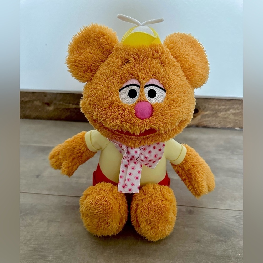 Vintage Disney Muppet Babies Fozzie Bear Plush Singing Dancing Joking 15" Stuffy